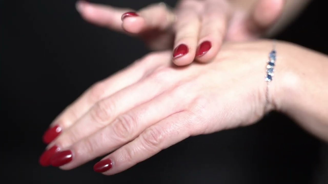 Bursztynowa pielęgnacja dłoni | Naturalny krem MIRA – odżywienie, regeneracja i aksamitna gładkość